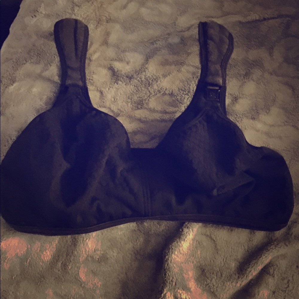 Medela Nursing Bra 34DD